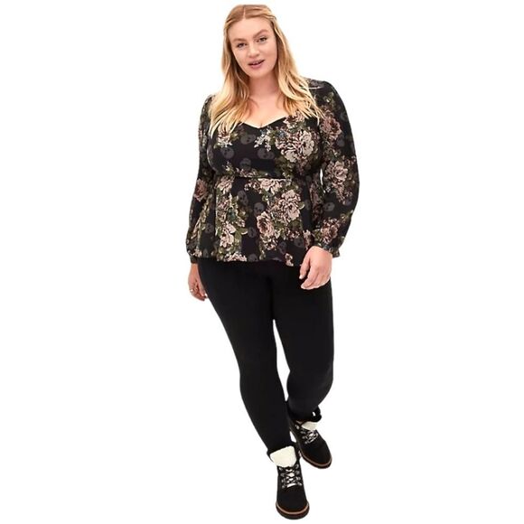 Torrid Black Skull Floral Crepe Sweetheart Peplum Blouse. - Picture 1 of 11